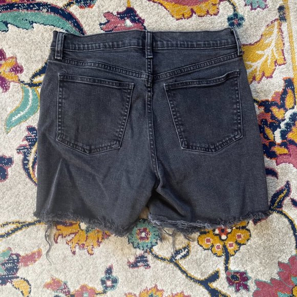 GAP exposed button fly raw hem black stretch denim shorts, 27 - Picture 2 of 6